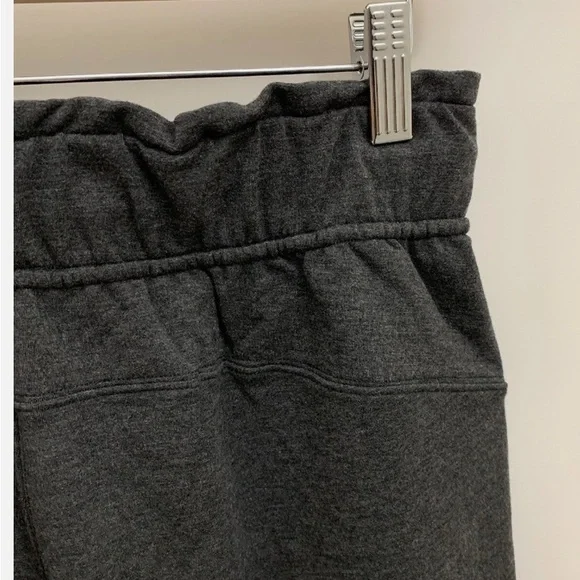 Lululemon Hello Sunday Short size 2 - Picture 5 of 7